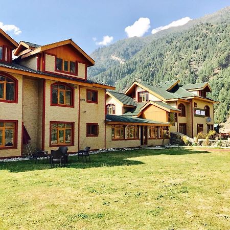 Hotel Akbar Сонамарг Экстерьер фото