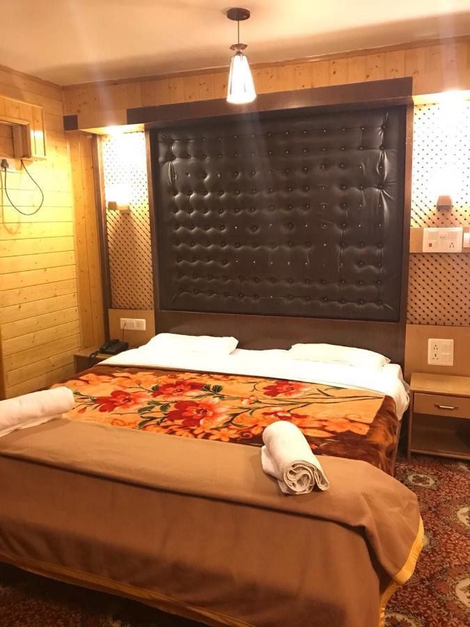 Hotel Akbar Сонамарг Экстерьер фото
