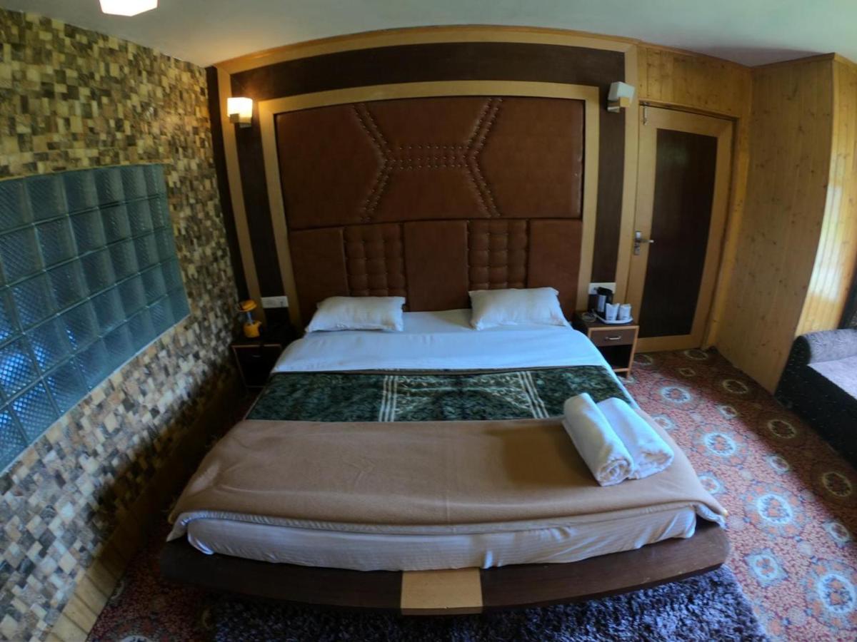 Hotel Akbar Сонамарг Экстерьер фото
