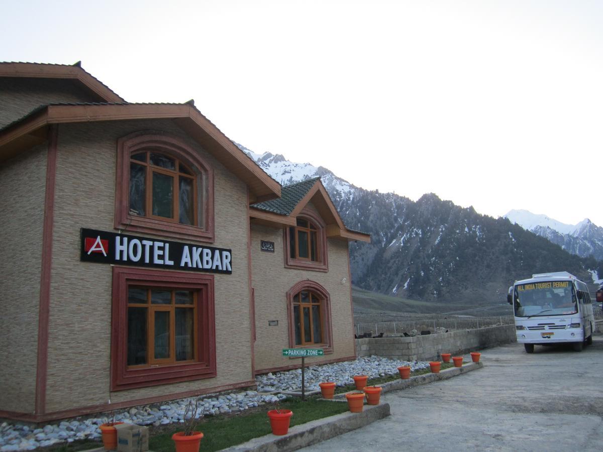Hotel Akbar Сонамарг Экстерьер фото