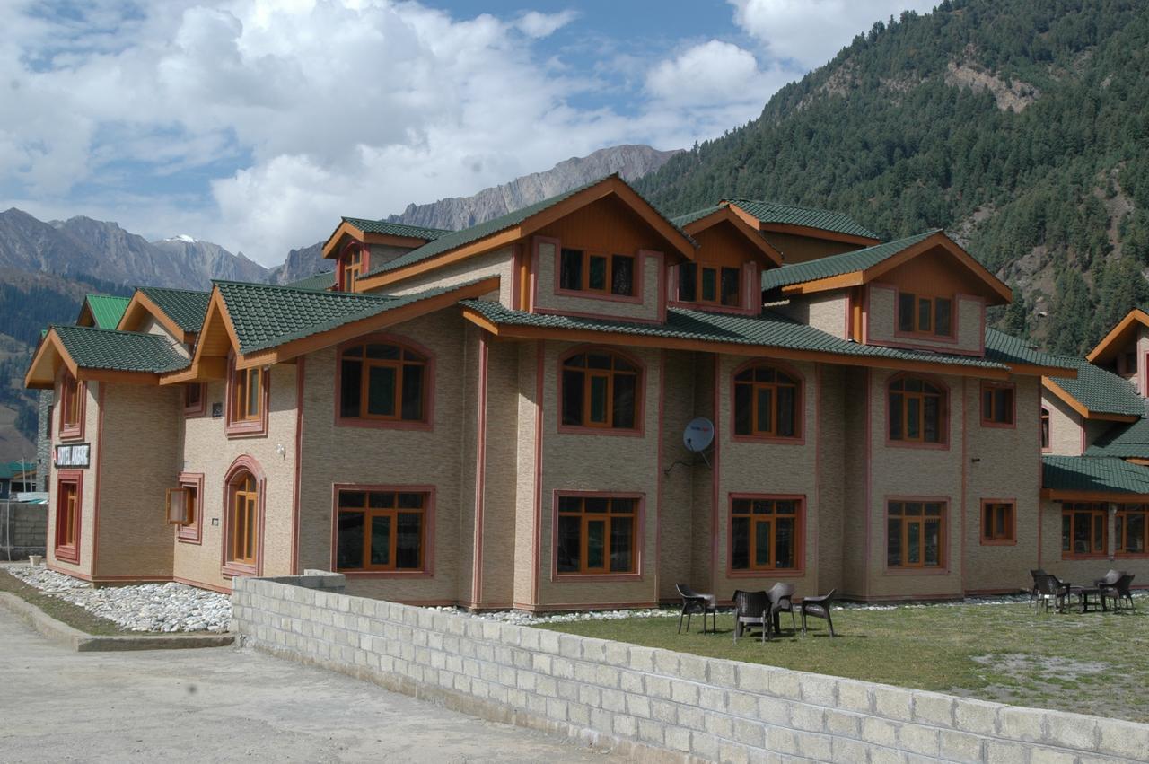 Hotel Akbar Сонамарг Экстерьер фото